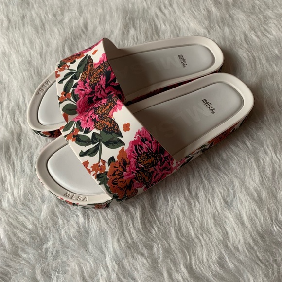 melissa beach slide floral